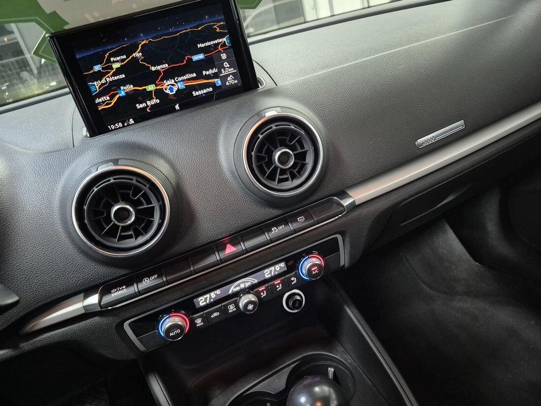 Audi A3 RESTYLING SPB - SPORTBACK 1.6 TDI 116 CV S tronic *** S-LINE EDITION