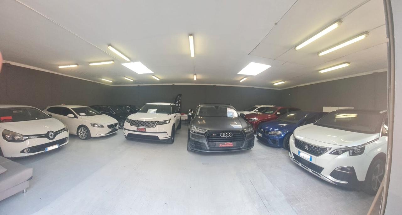 Land Rover Range Velar 2.0D I4 180 CV R-Dynamic S