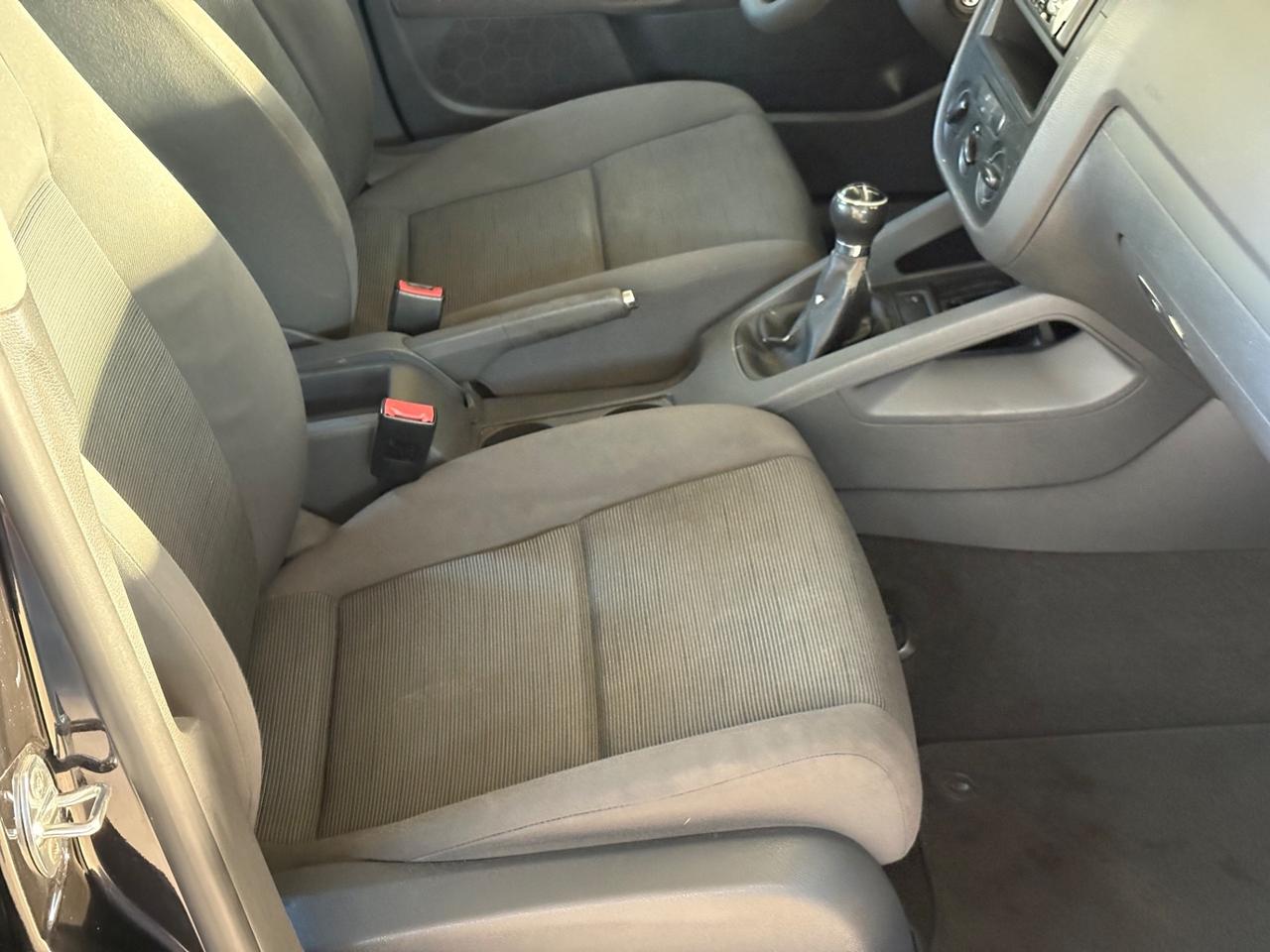 Volkswagen Golf 1.6 16V FSI 5p. Comfortline