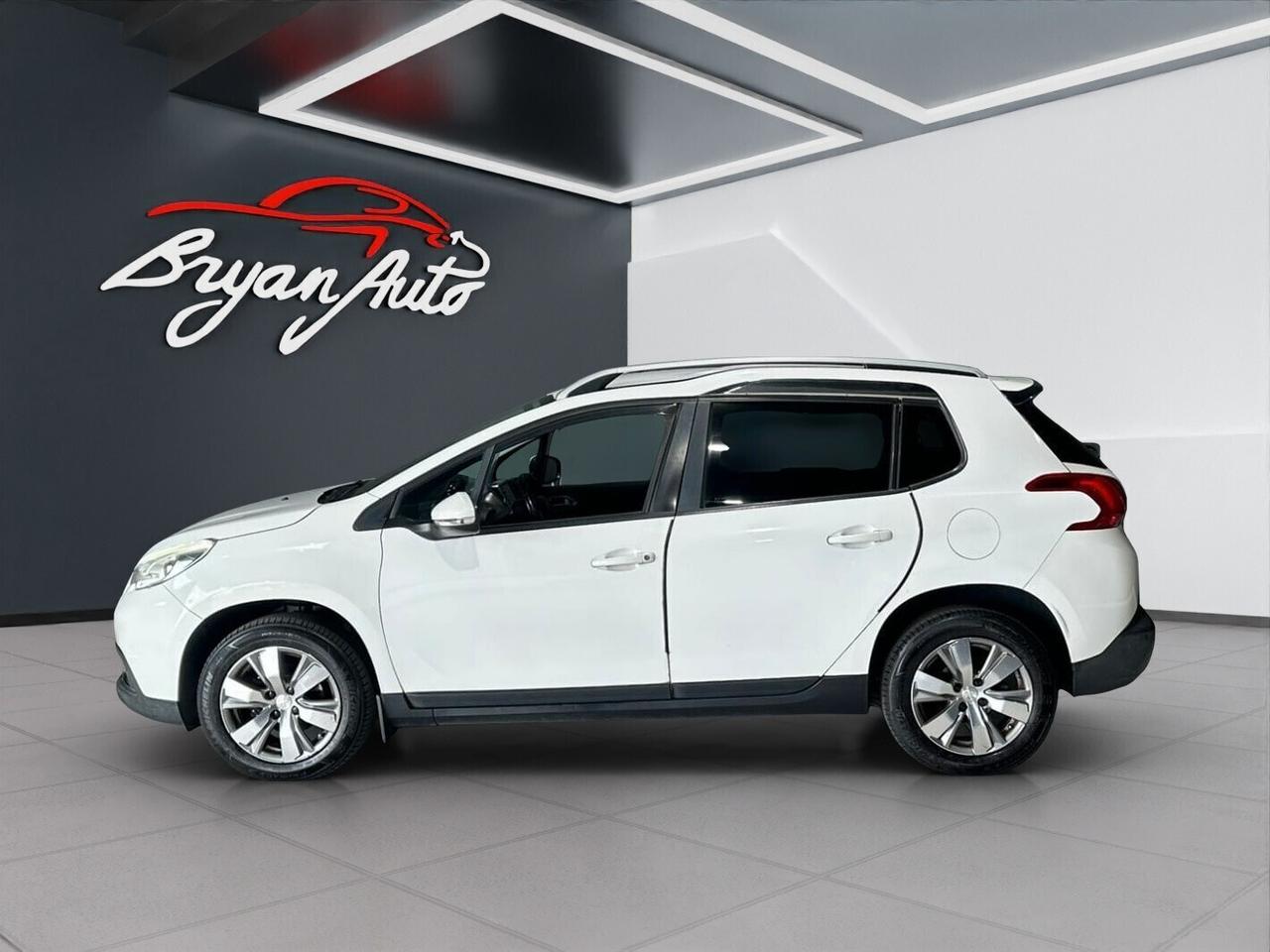 Peugeot 2008 1.6 HDi 92 CV Urban Cross