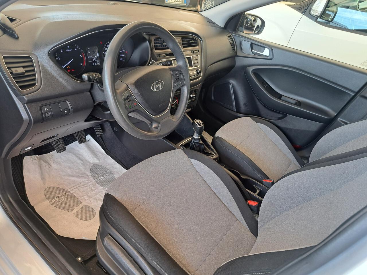Hyundai i20 1.1 CRDi porte Classic
