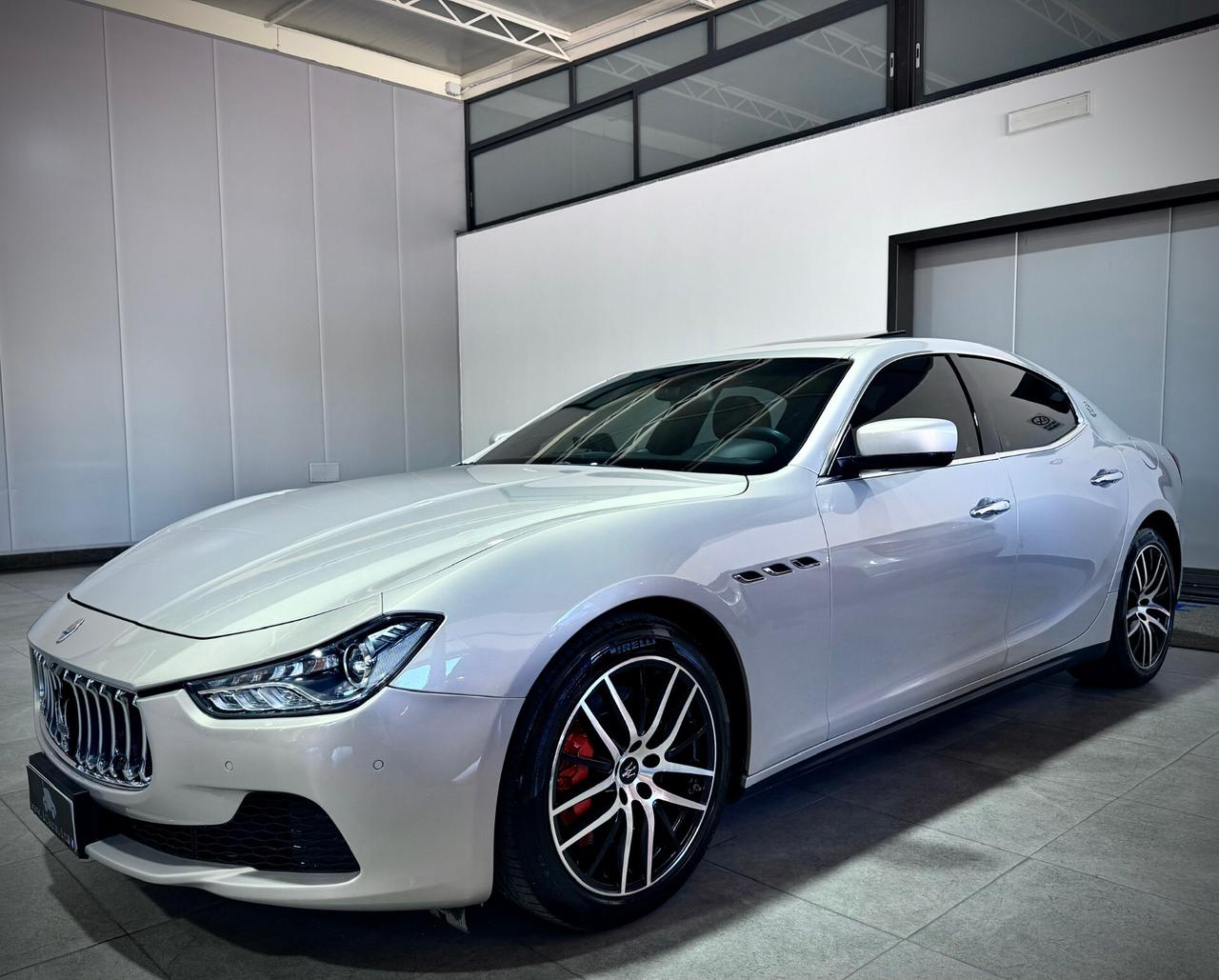 Maserati Ghibli 3.0 V6 250CV Diesel Restyling