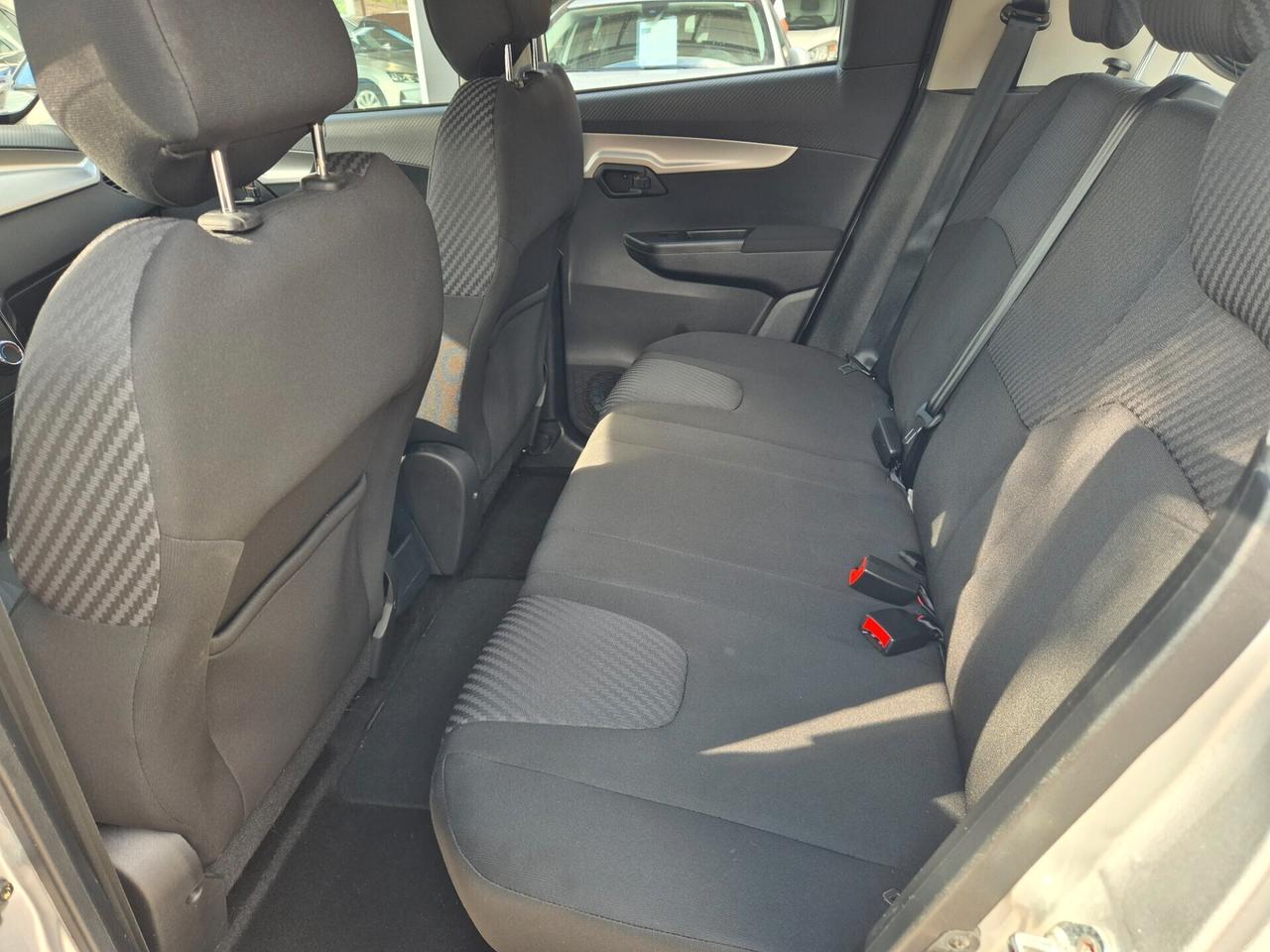 Mahindra KUV100 1.2 VVT M-Bifuel(GPL) K6+
