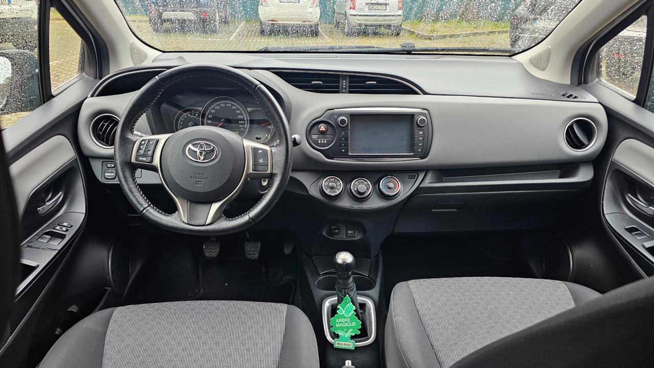 Toyota Yaris 1.0 5 porte Lounge