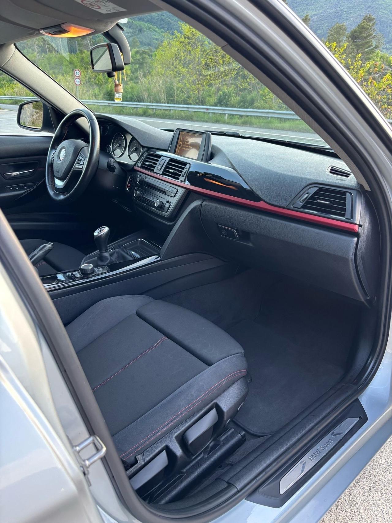 BMW 320D XDRIVE TOURING SPORT
