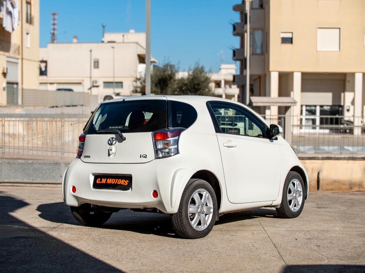 Toyota iQ 1.0 Multidrive