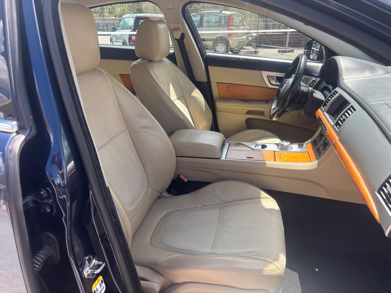 Jaguar XF 2.2 D 190 CV