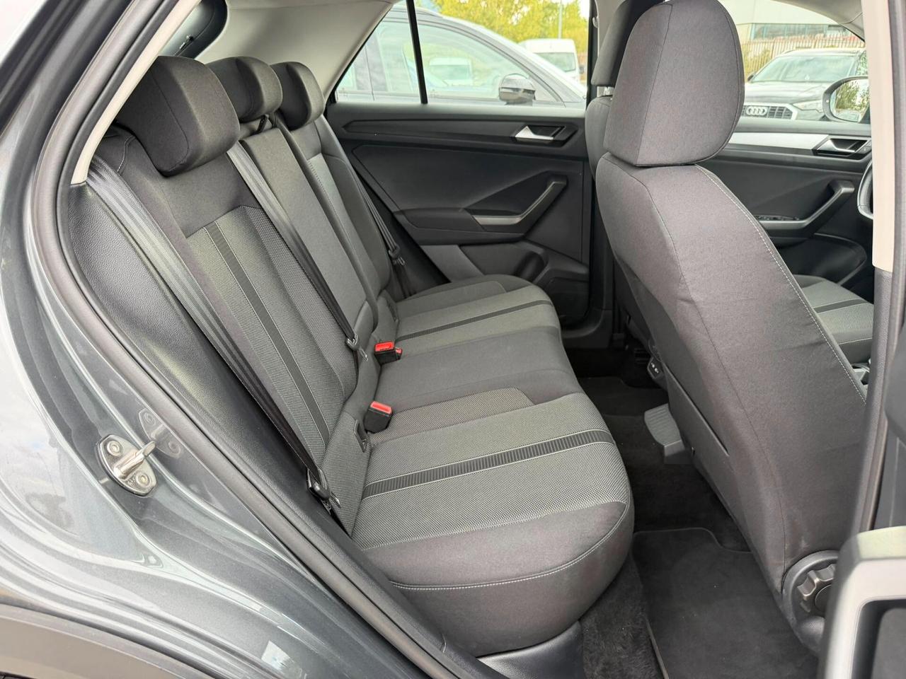 Volkswagen T-Roc 2.0 TDI 116CV 6M LED CARPLAY