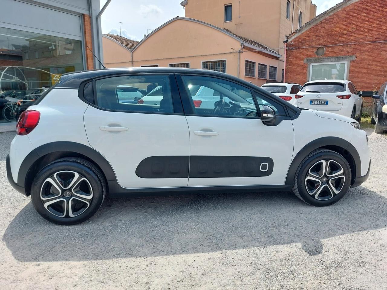 Citroen C3 PureTech 82 GPL Shine STUPENDA UNICO PROP