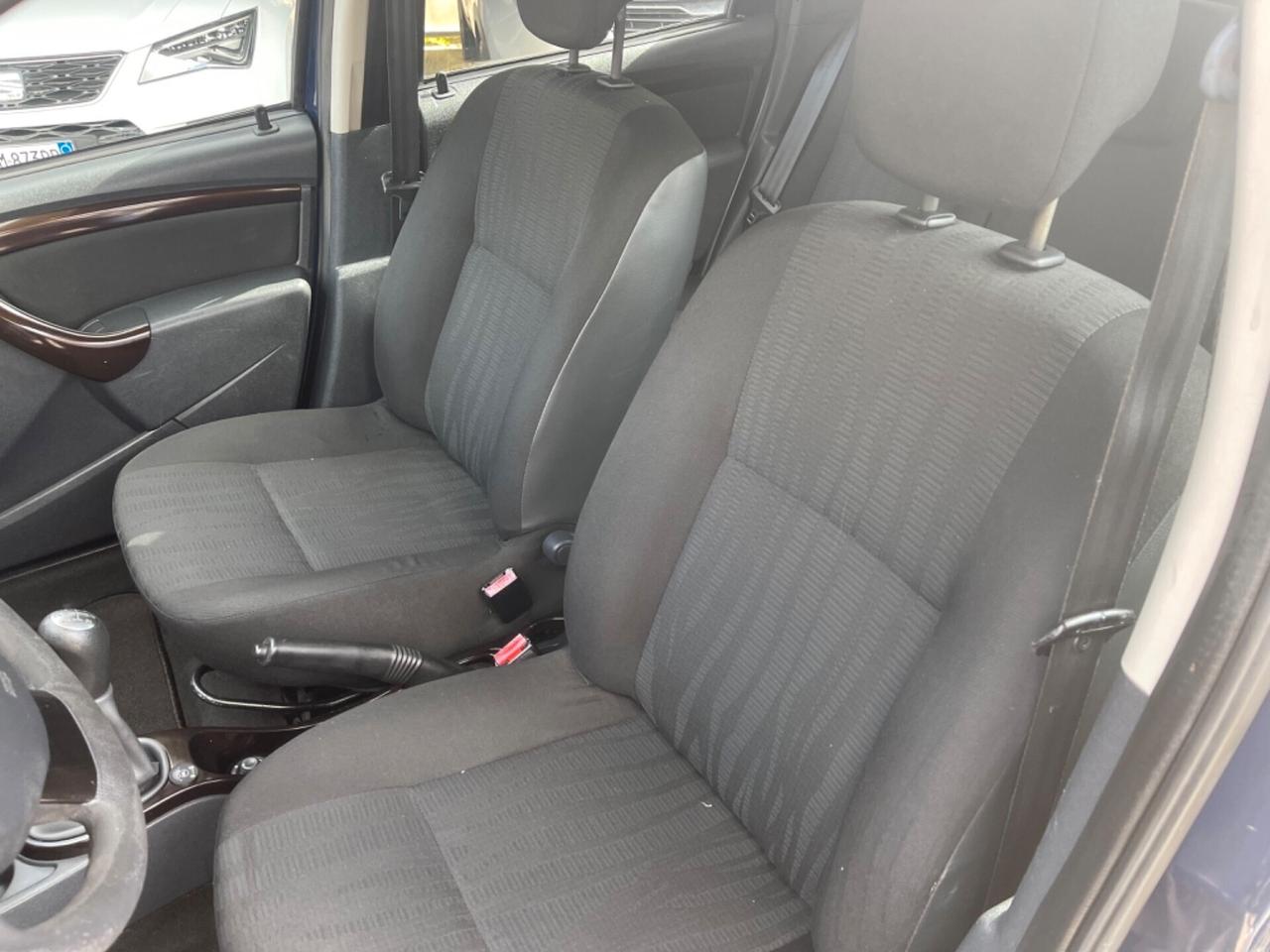 Dacia Duster 1.6 110CV 4x2 GPL Laur&eacute;ate