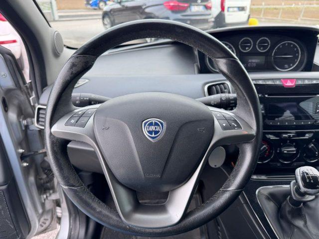 LANCIA Ypsilon 0.9 TwinAir 85 CV 5 porte S&S DFN Platinum