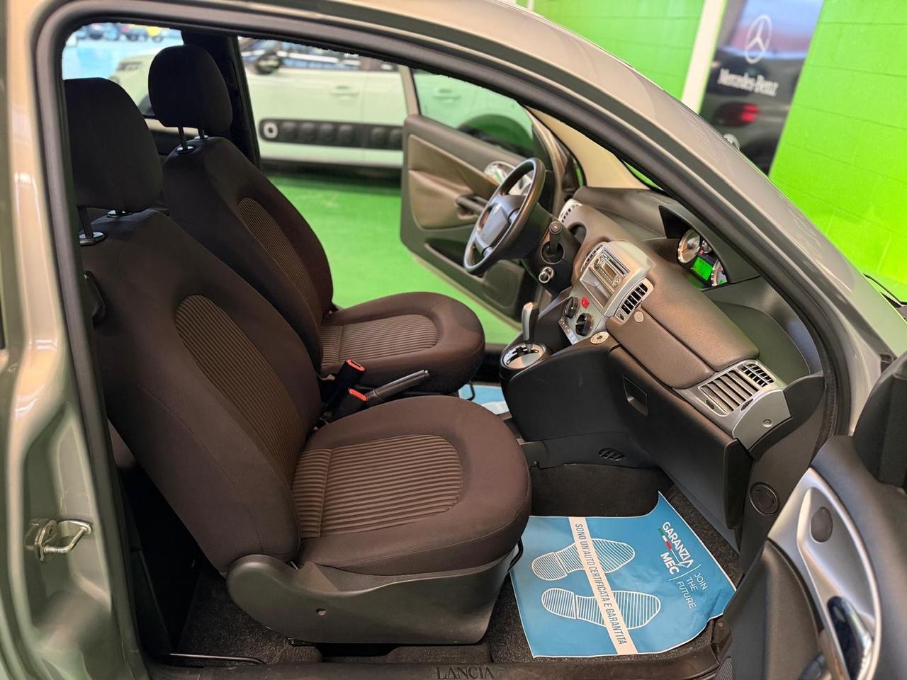 Lancia Ypsilon 1.4 16V Sport MomoDesign Automatica