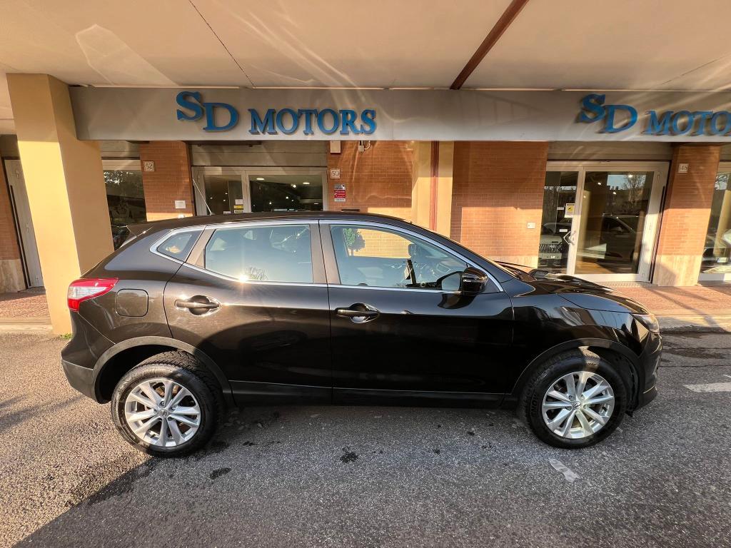 Nissan Qashqai 1.5 dci N-Connecta 110cv *Promo SD 2026*