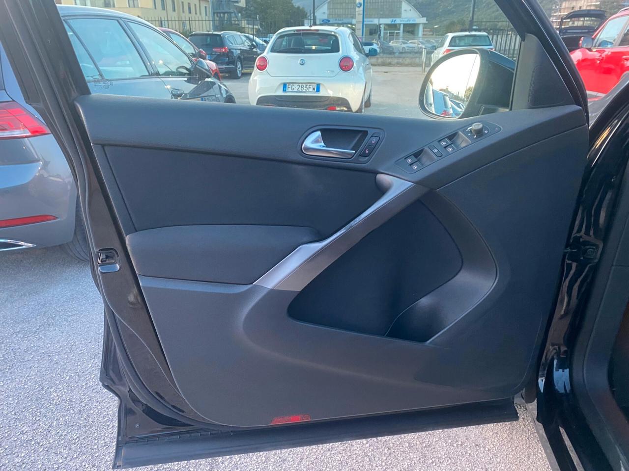 Volkswagen Tiguan 2.0 140CV TDI Sport & Style