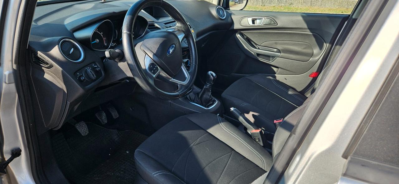 Ford Fiesta 1.4 5p. Bz.- GPL Titanium