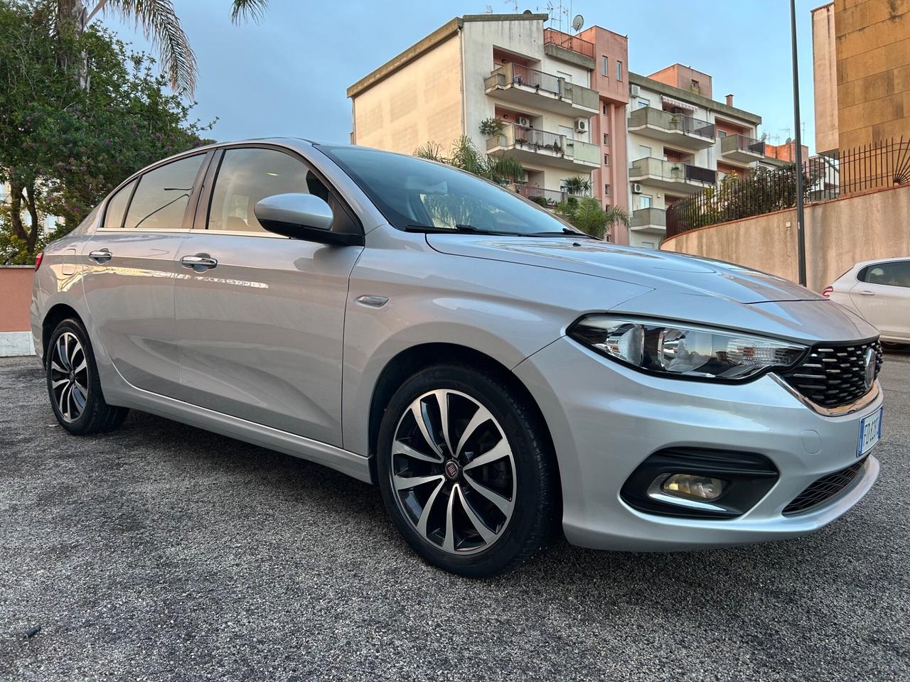 Fiat Tipo 1.6 Mjt lounge unico proprietario