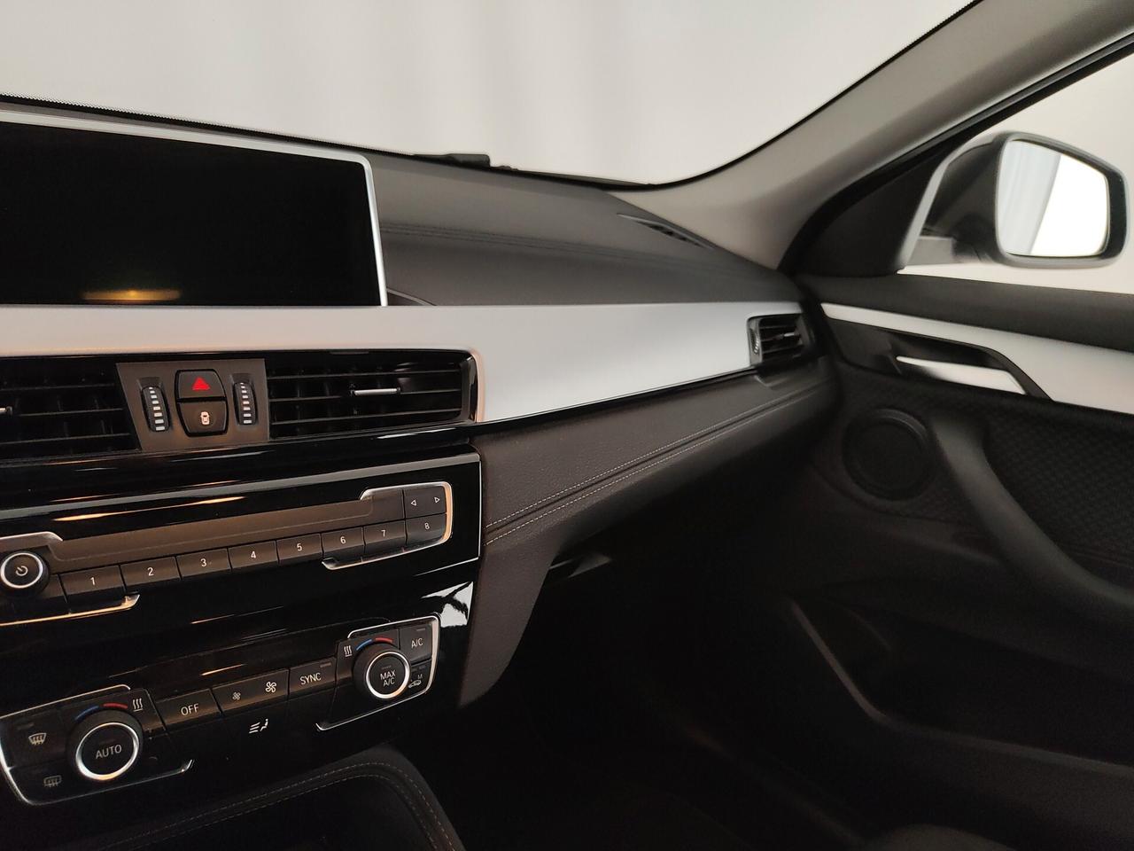 Bmw X2 sDrive18d Business-X