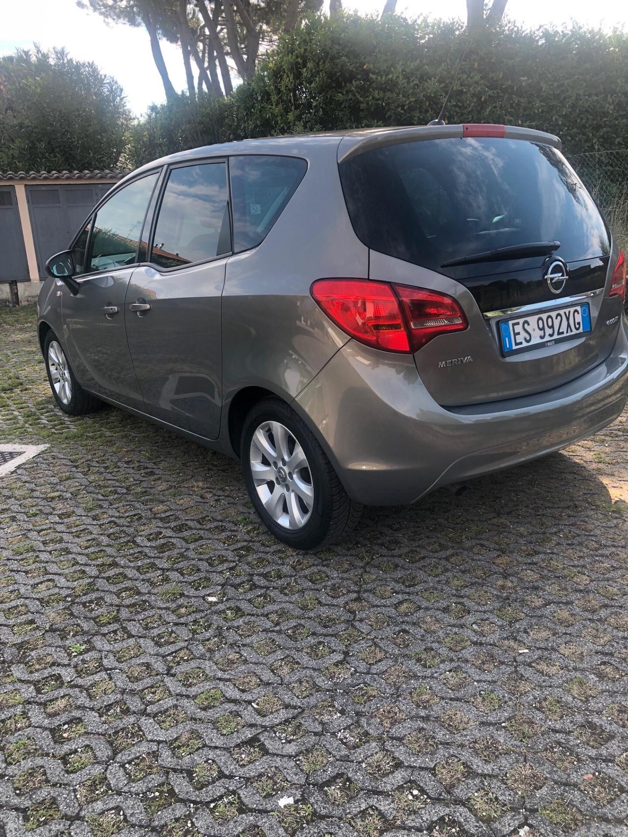 Opel Meriva 1.3 CDTI 95CV ecoFLEX Cosmo