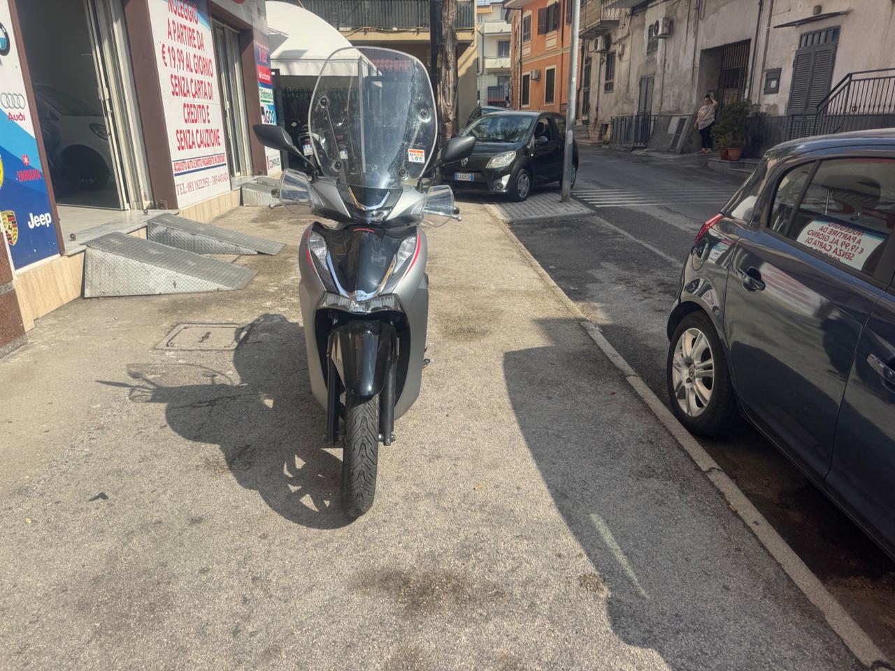 Honda SH 350 Sport