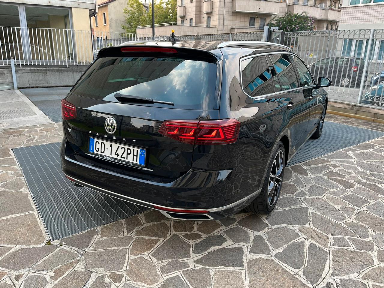 Volkswagen Passat Sw 2.0 TDI 190 CV DSG imm. 2020 iva esposta