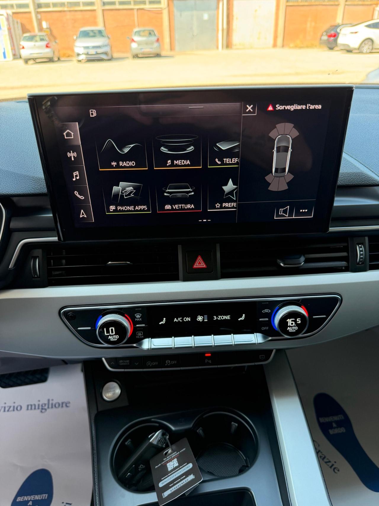 Audi A4 35 TDI/163 CV S tronic line edition fari Matrix