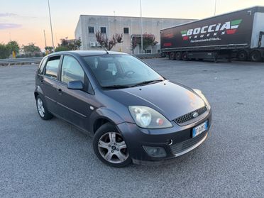 Ford Fiesta 1.2 16V 5p. Ghia