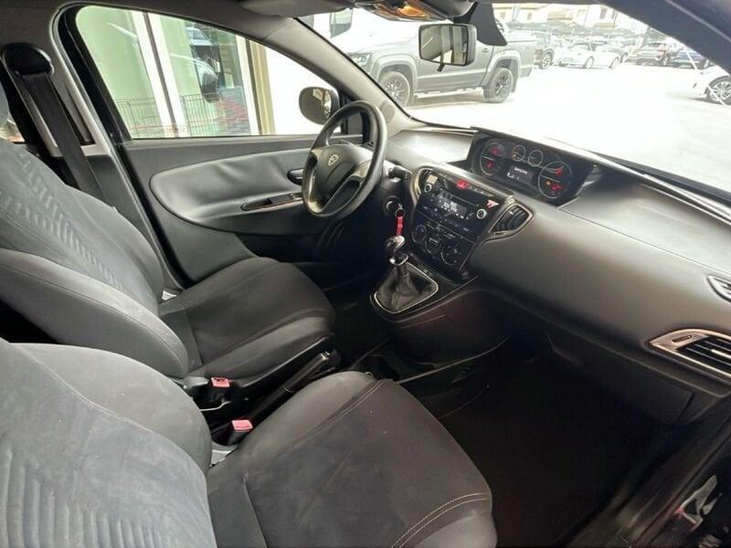 Lancia Ypsilon 0.9 Twinair 85cv metano Ecochic