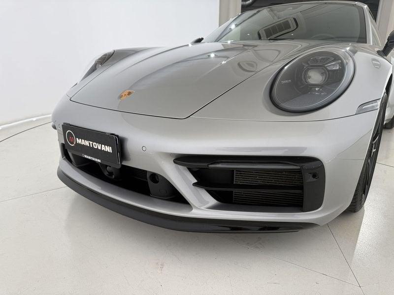 Porsche 911 Carrera GTS