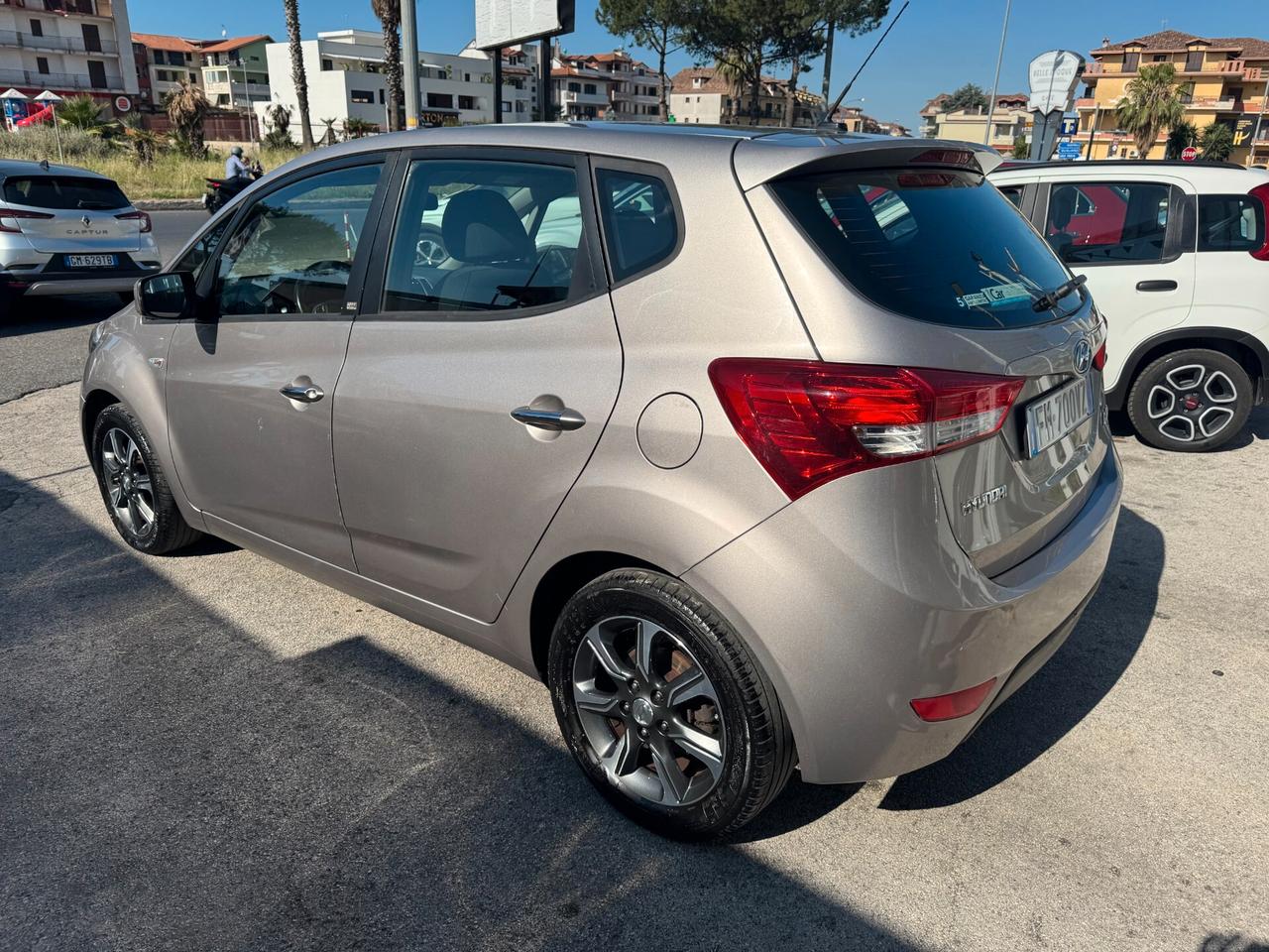 93000KM HYUNDAI IX20 1.4 BENZINA 90CV 2018