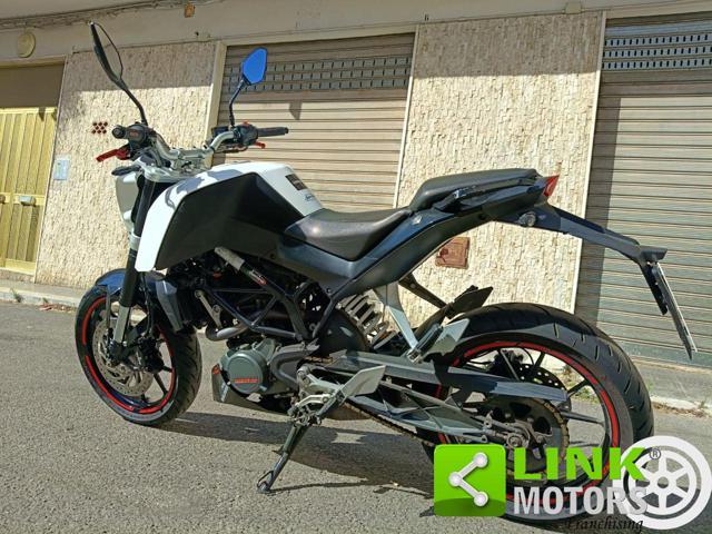 KTM 125 Duke 2016