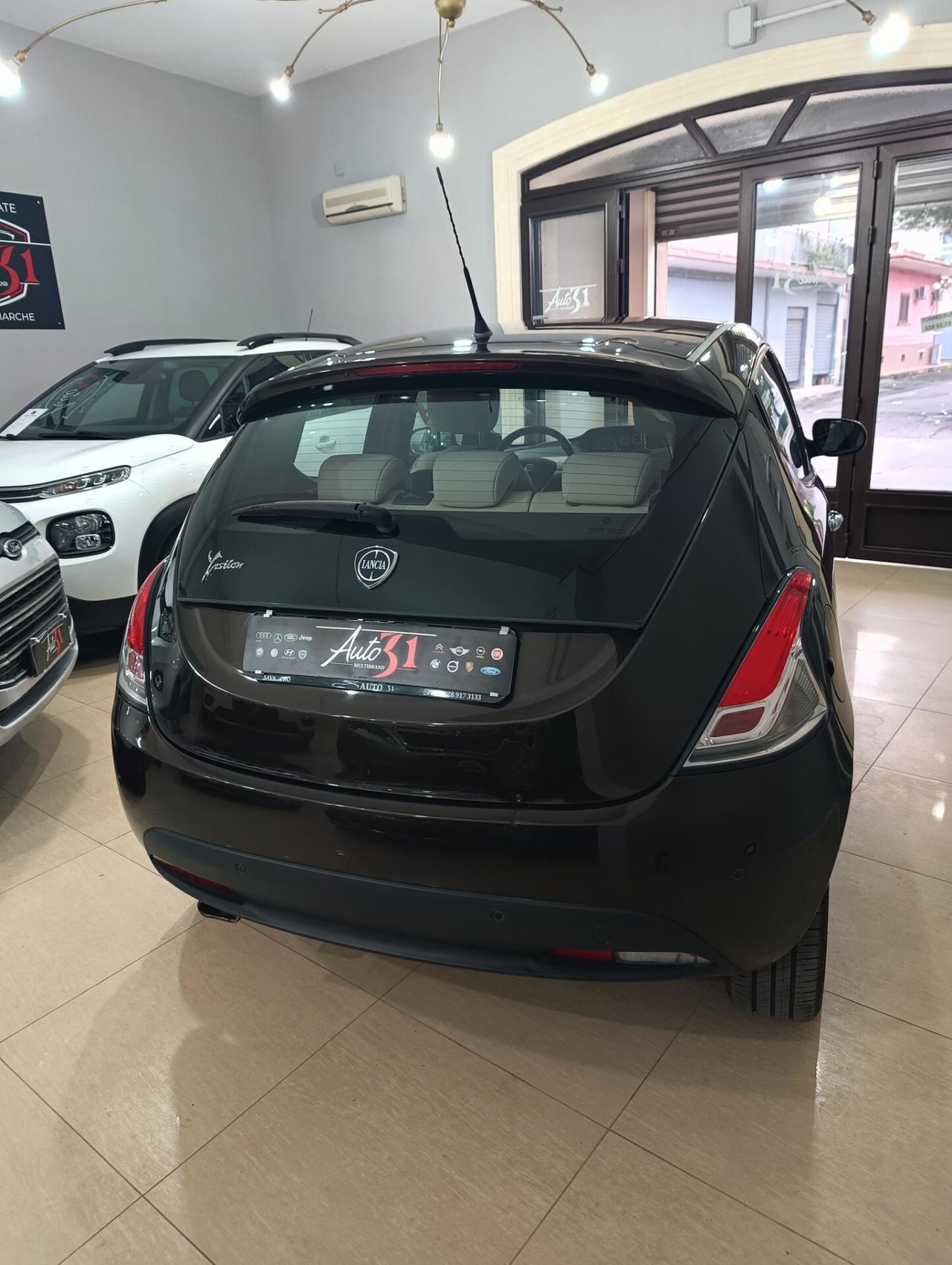 Lancia Ypsilon 1.2 69 CV 5 porte Gold