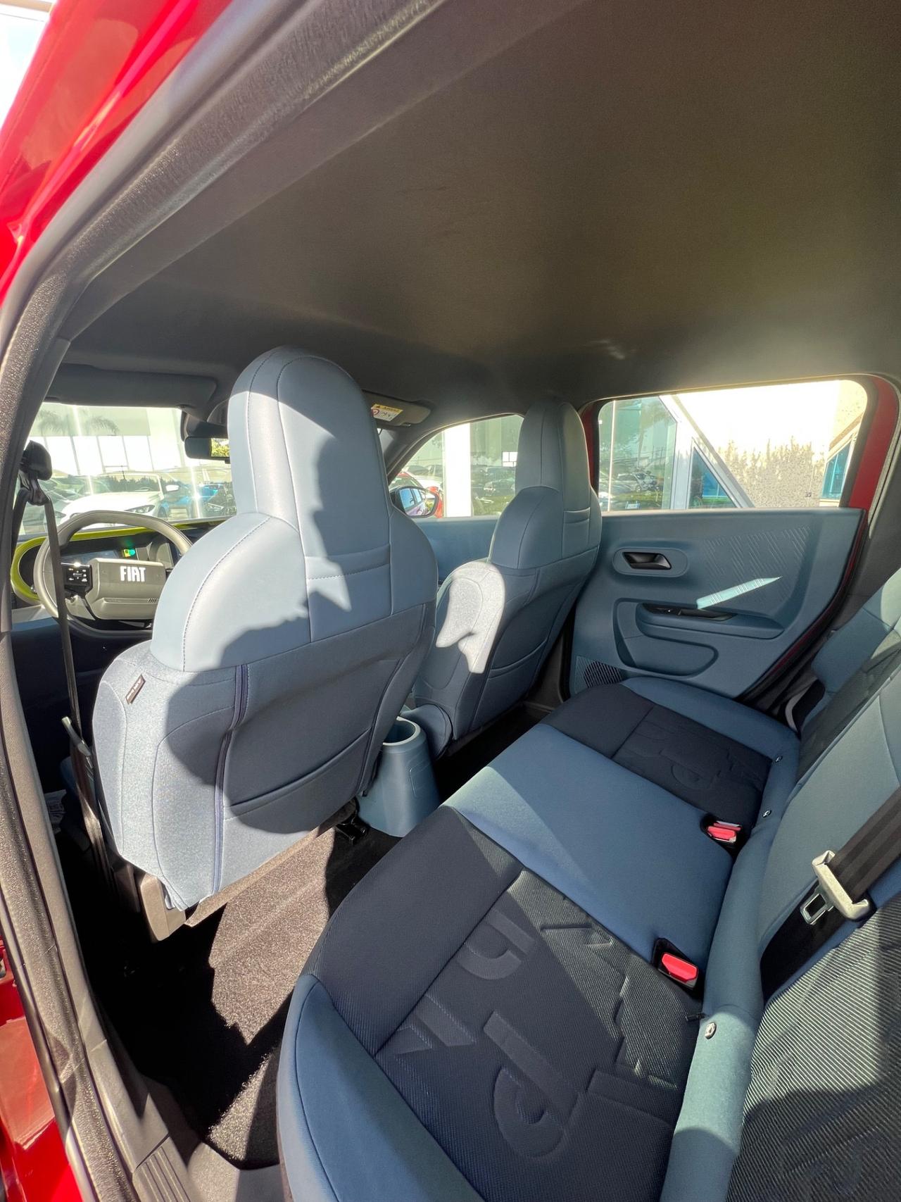 Fiat Grande Panda 44kWh Red possibilità noleggio no scoring