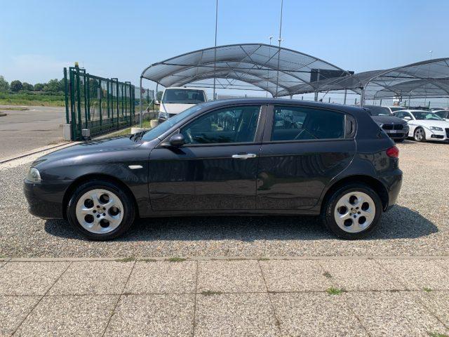 ALFA ROMEO 147 1.9 JTD (120) 5 porte Distinctive