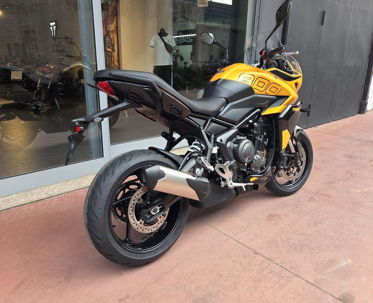 Triumph Tiger Sport 800