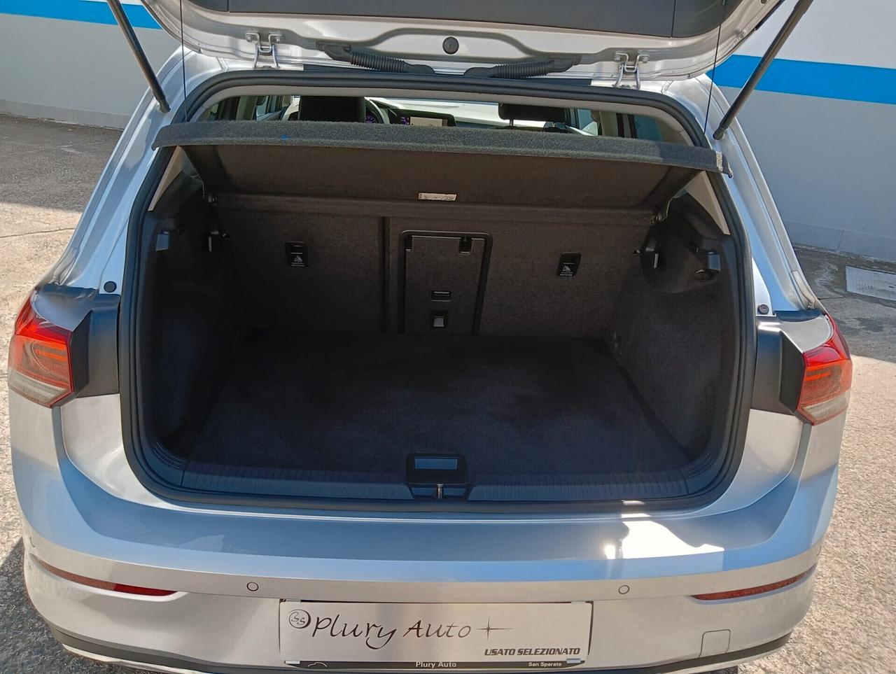 Volkswagen Golf 1.0 TSI 115 CV 5p. Business BlueMotion Technology