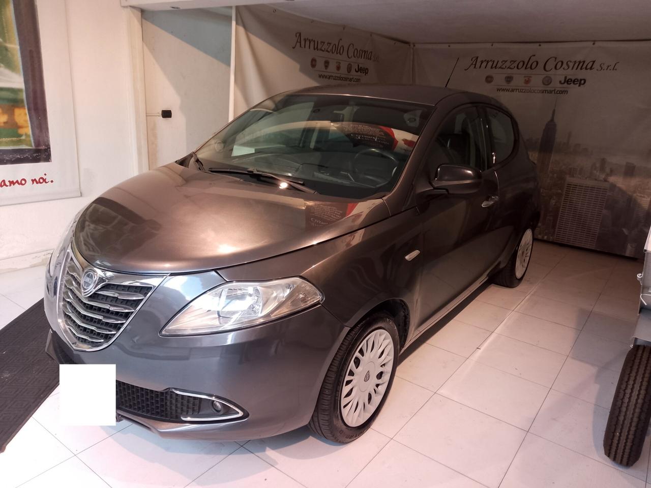 Lancia Ypsilon 1.3 MJT 16V 95 CV 5 porte S&S Silver