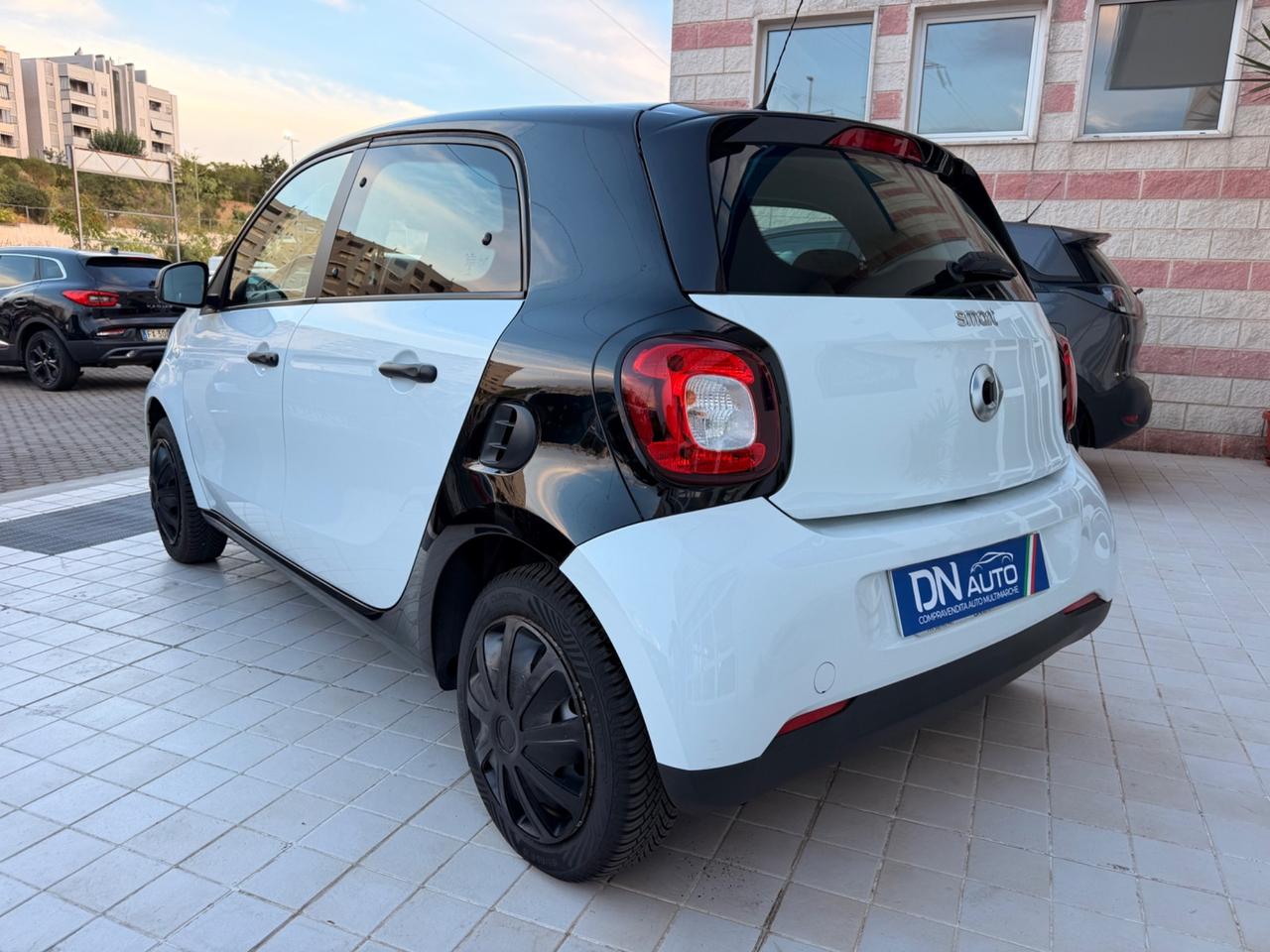 Smart ForFour 70 1.0 Youngster