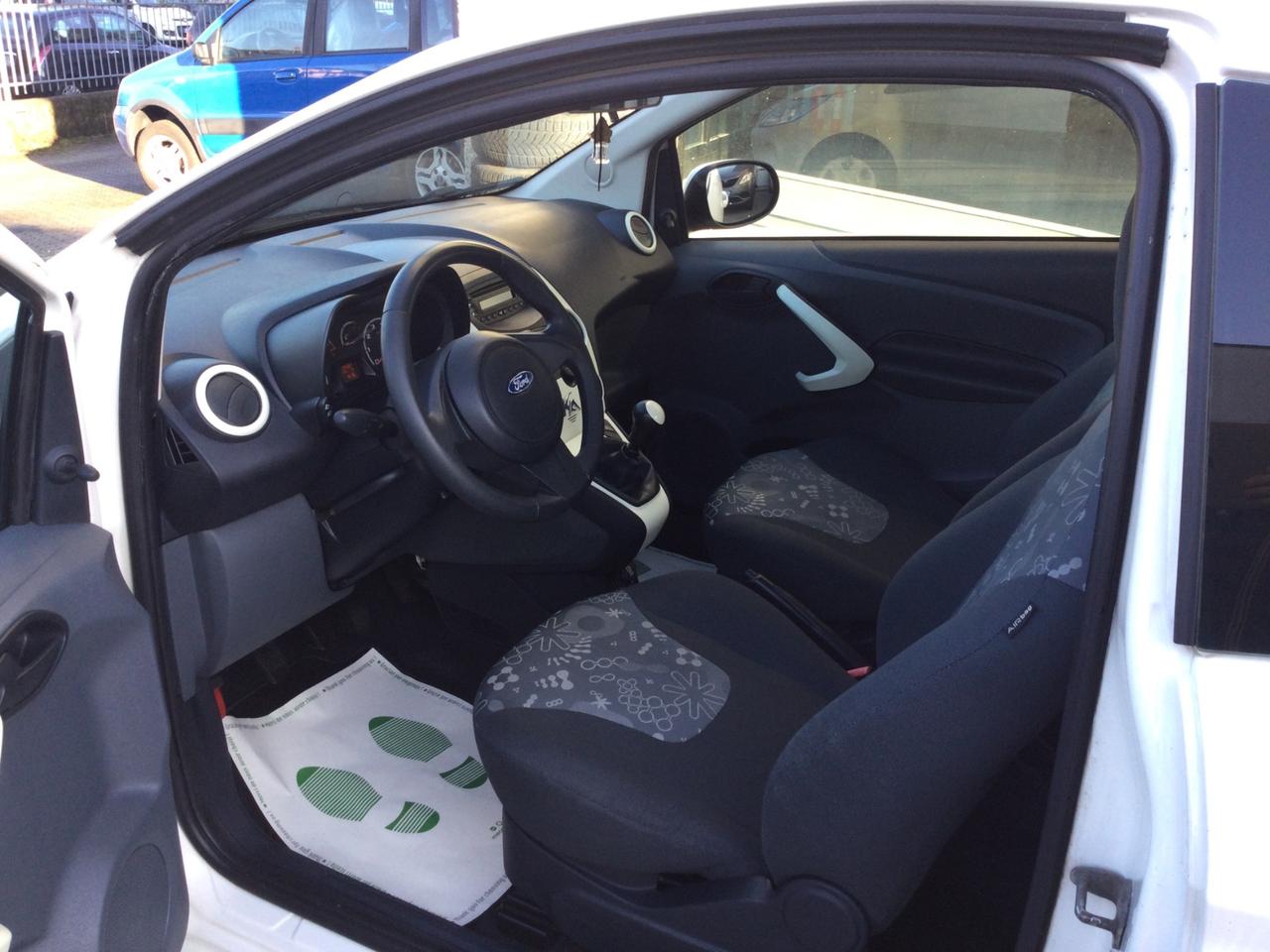 Ford Ka 1.3 TDCi 75CV Individual