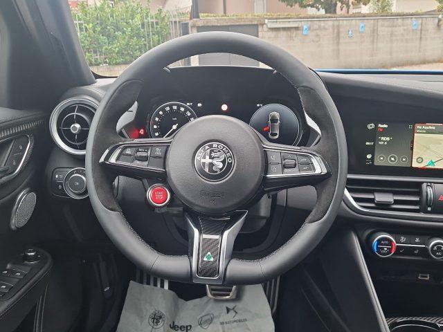 ALFA ROMEO Giulia 2.9 V6 Bi-Turbo AT8 Quadrifoglio