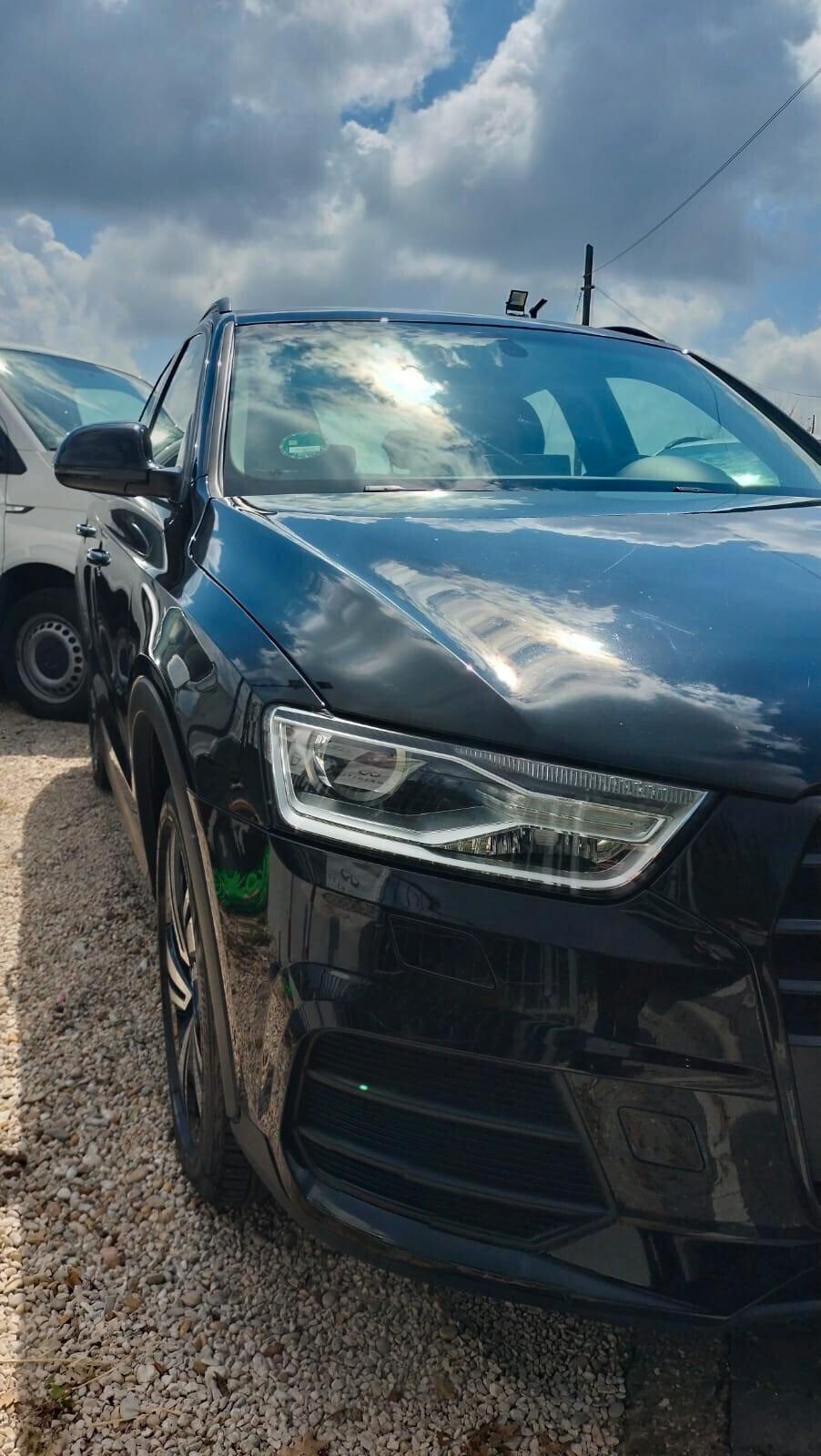 Audi Q3 2.0 TDI 150 CV Business