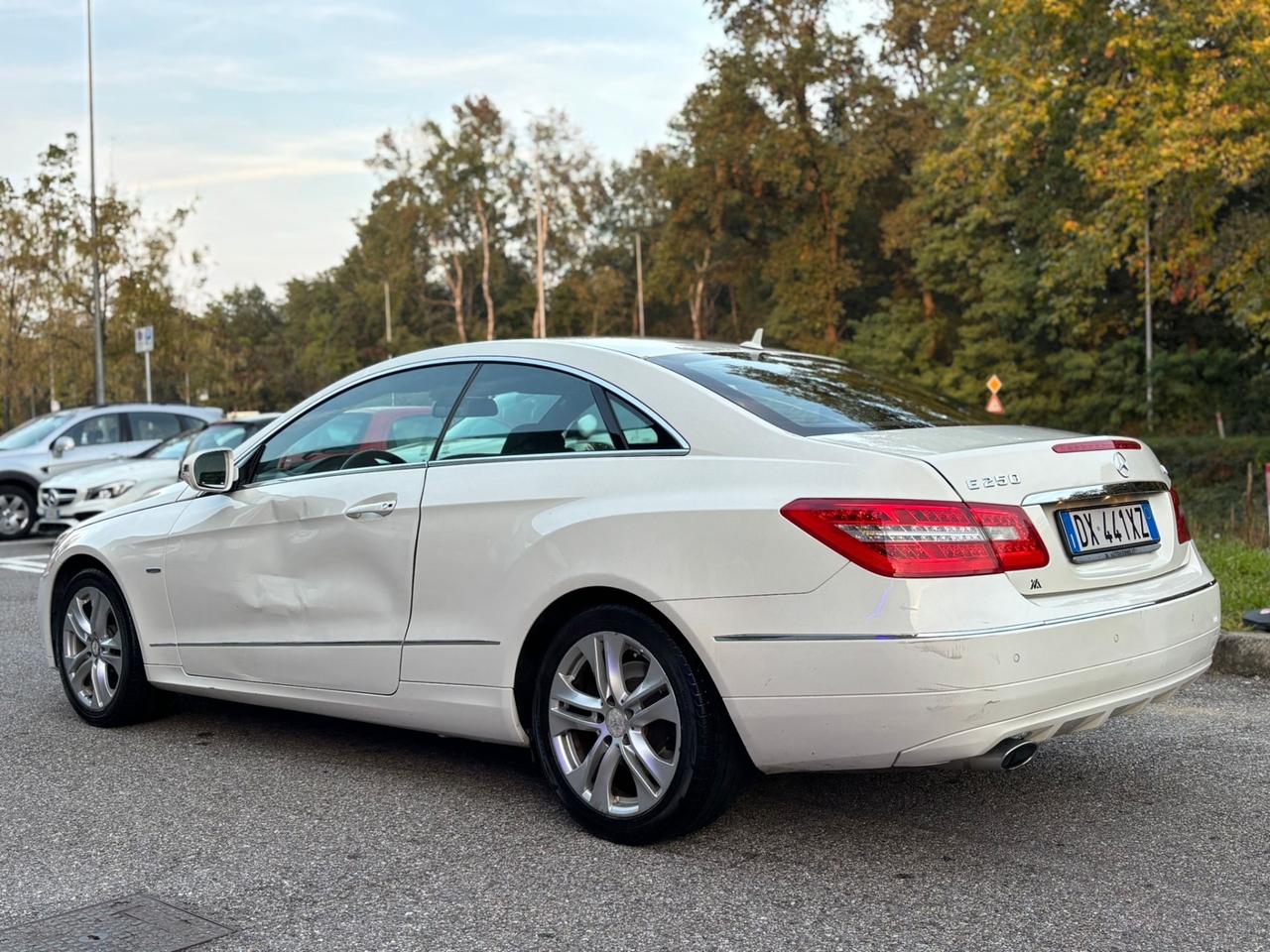 Mercedes-benz E 250 CDI Coupé BlueEFFICIENCY Executive