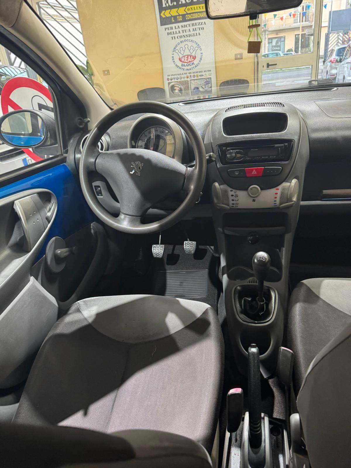 Peugeot 107 1.0 68CV 3p. Sweet Years