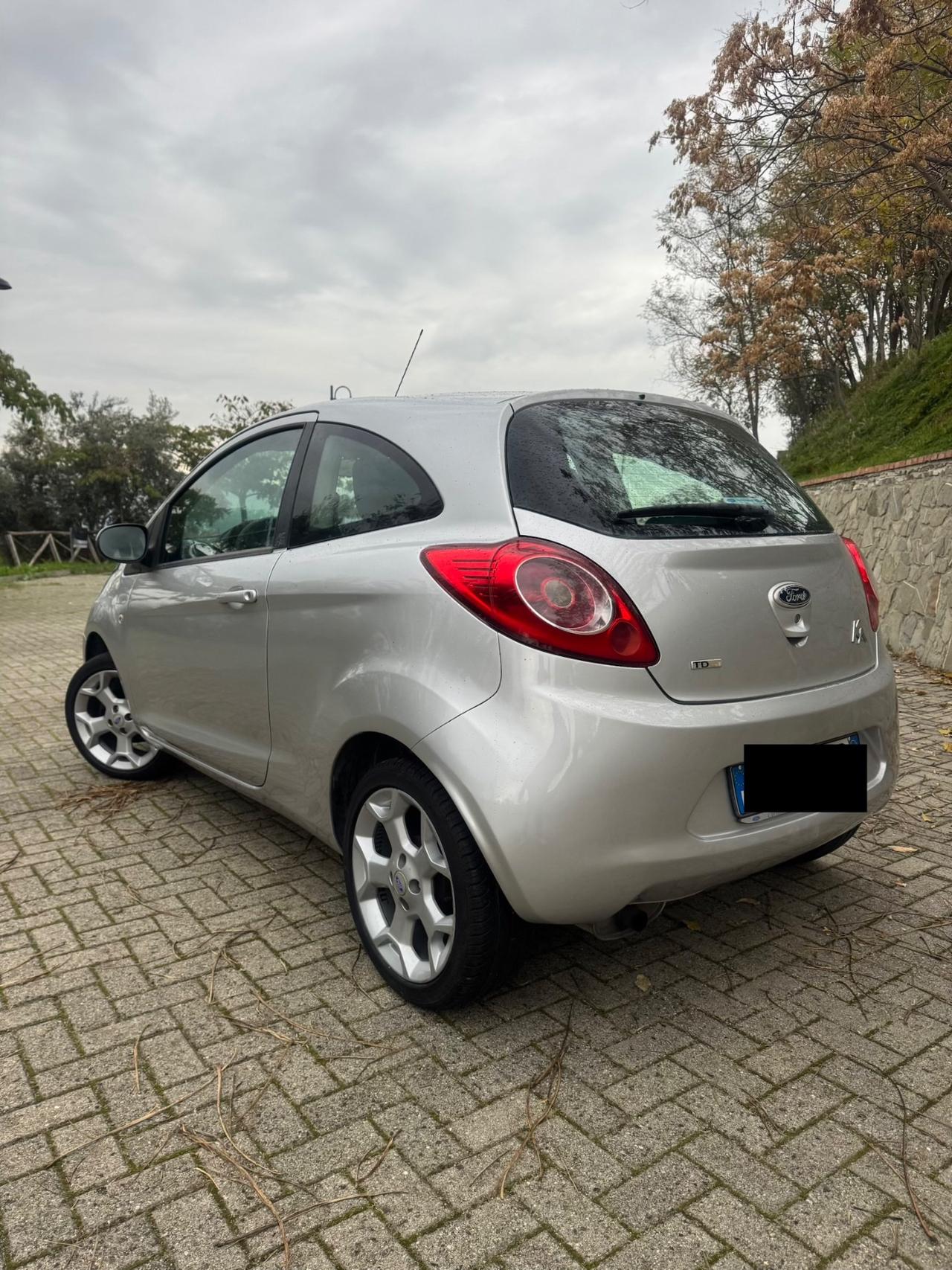 Ford Ka 1.3 Multijet 75CV *TITANIUM* 2010