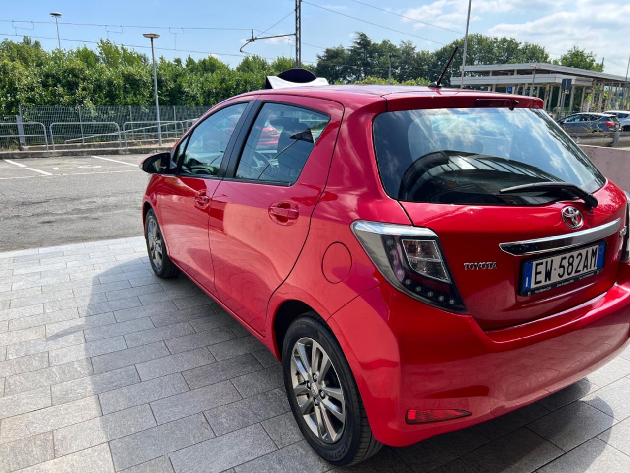 Toyota Yaris 1.0 5 porte Lounge. NEOPATENTATO