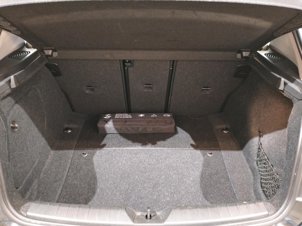 Bmw 118 118d 3p. Urban