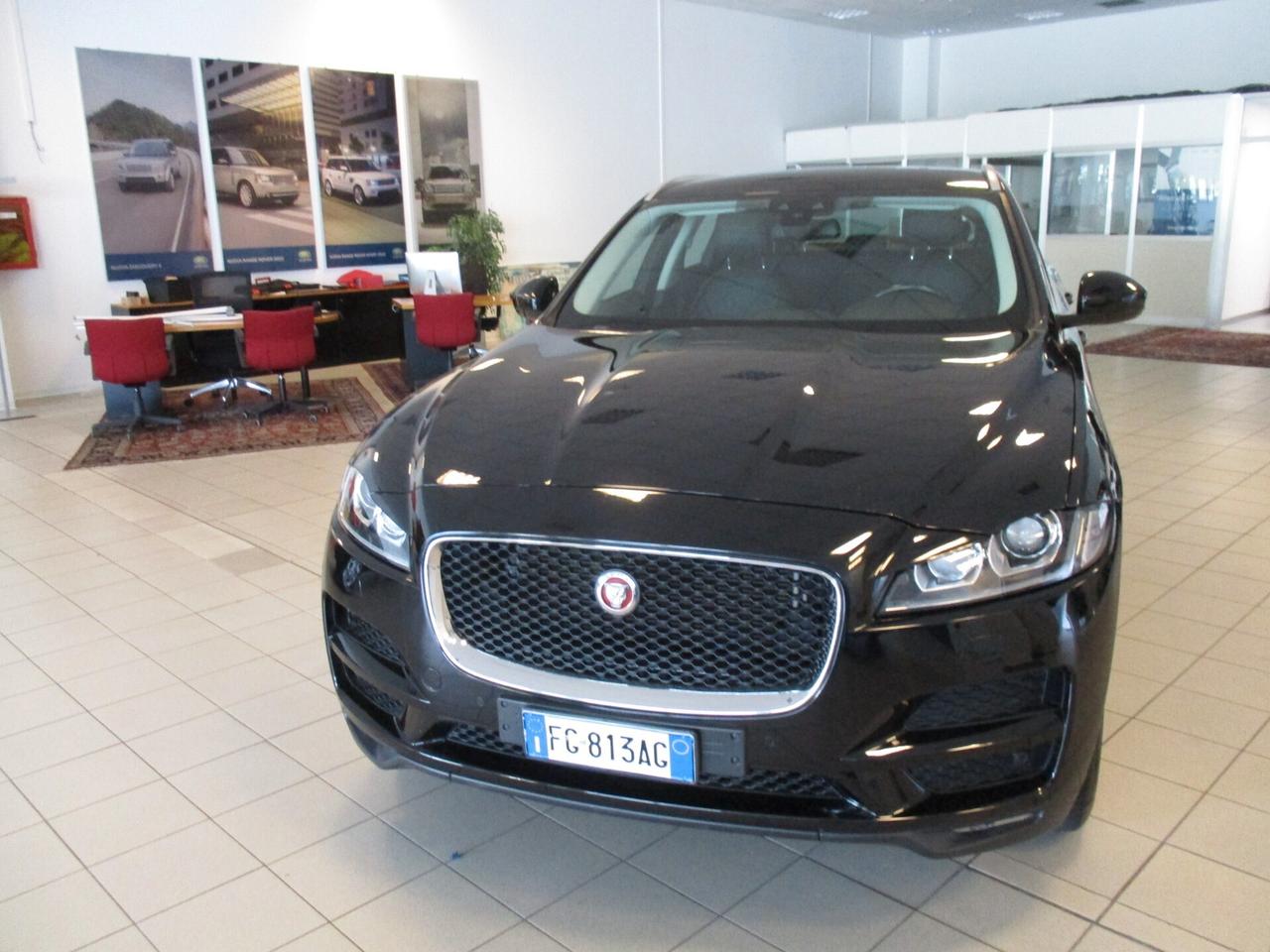 Jaguar F-Pace 2.0 D 180 CV AWD aut. Pure