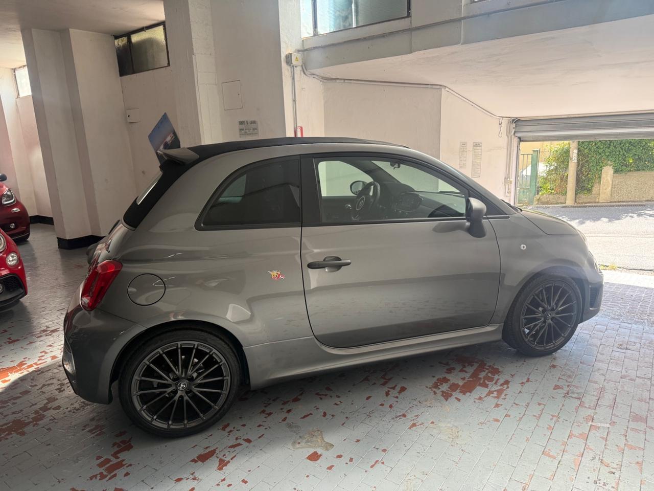 Abarth 595 C 1.4 Turbo T-Jet 165 CV