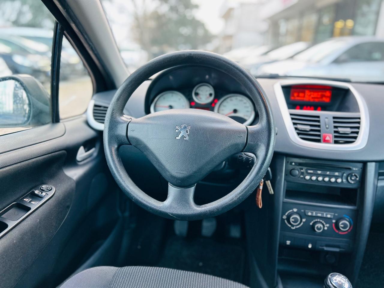 Peugeot 207 1.4 HDi 70CV FAP 5p. XS