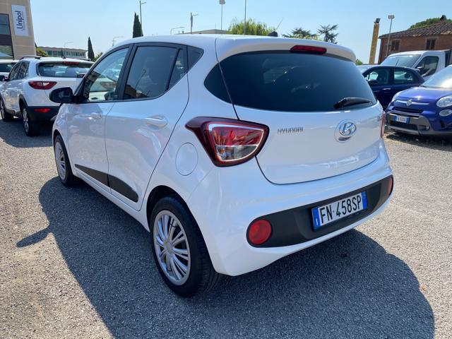 HYUNDAI i10 1.0 MPI Go!