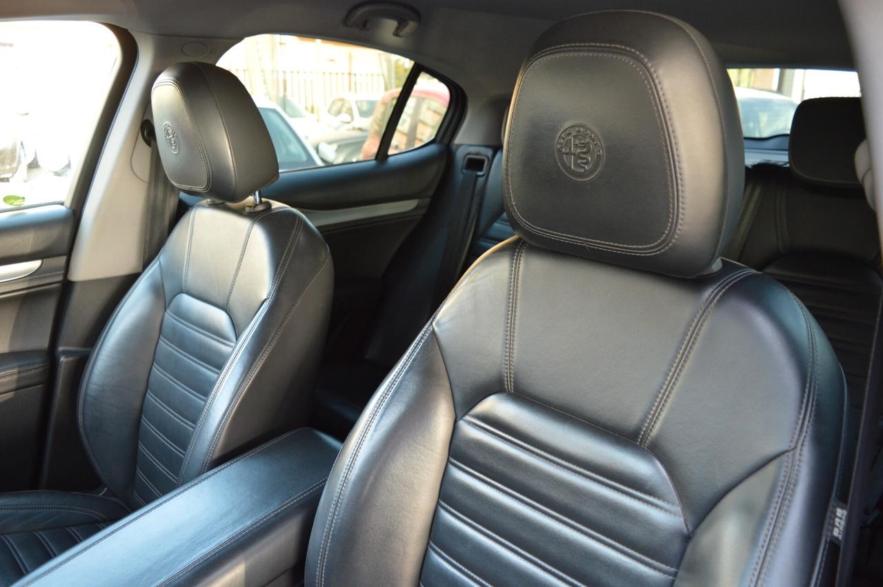 Alfa Romeo Stelvio 2.2 Turbodiesel 210 CV AT8 Q4 Executive